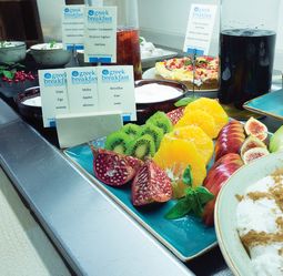 Greek-breakfast