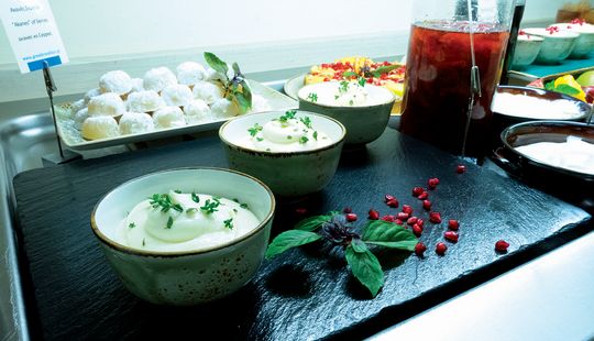 Greek-breakfast