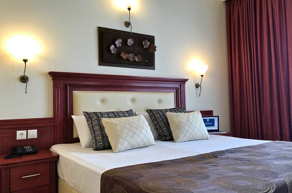 06.MAISONETTES B Villagemare Hotel